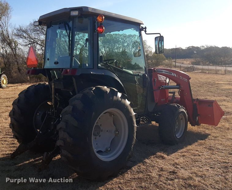 image for item LX9806 2011 Massey Ferguson 1648  tractor