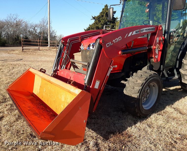 image for item LX9806 2011 Massey Ferguson 1648  tractor