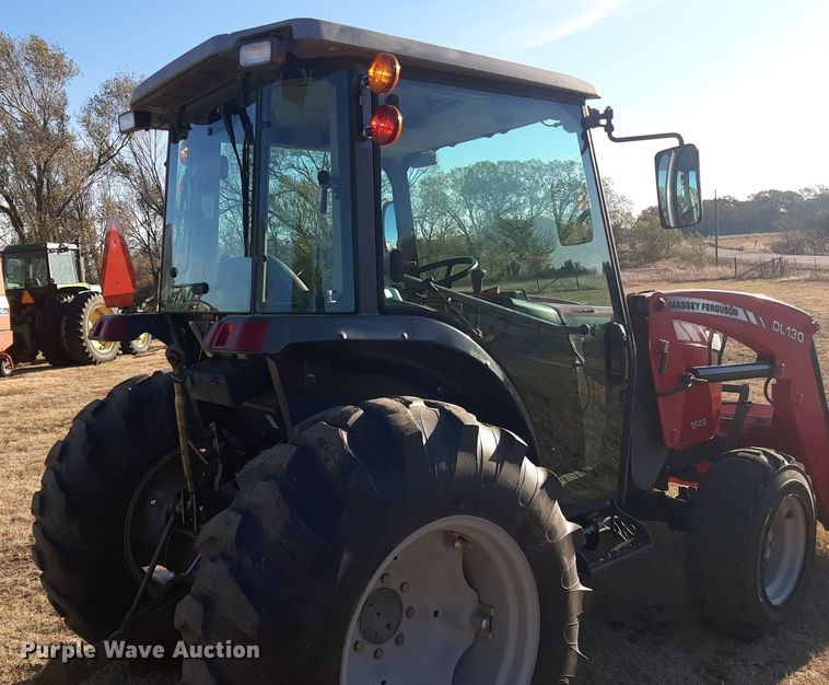 image for item LX9806 2011 Massey Ferguson 1648  tractor