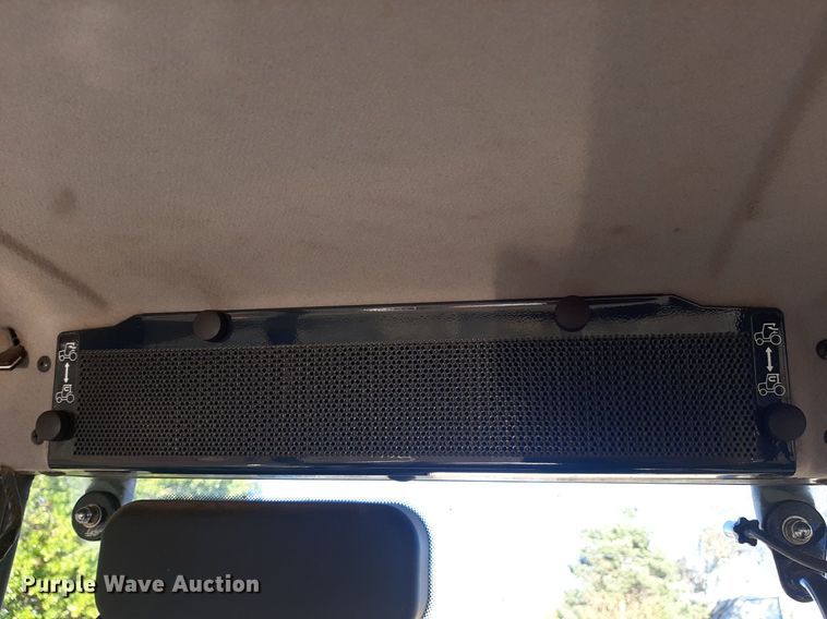 image for item LX9806 2011 Massey Ferguson 1648  tractor