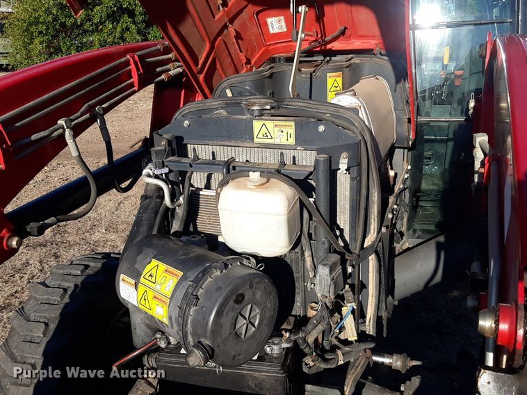 image for item LX9806 2011 Massey Ferguson 1648  tractor