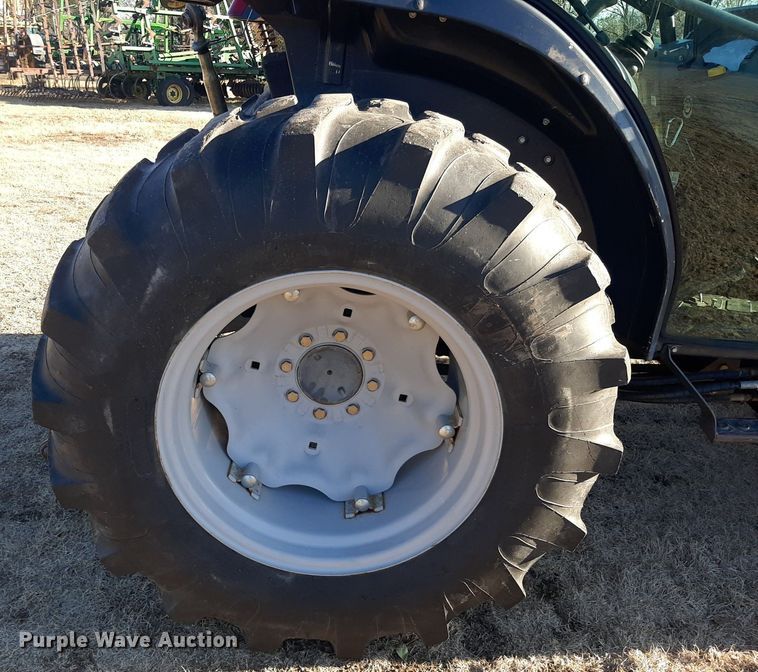 image for item LX9806 2011 Massey Ferguson 1648  tractor