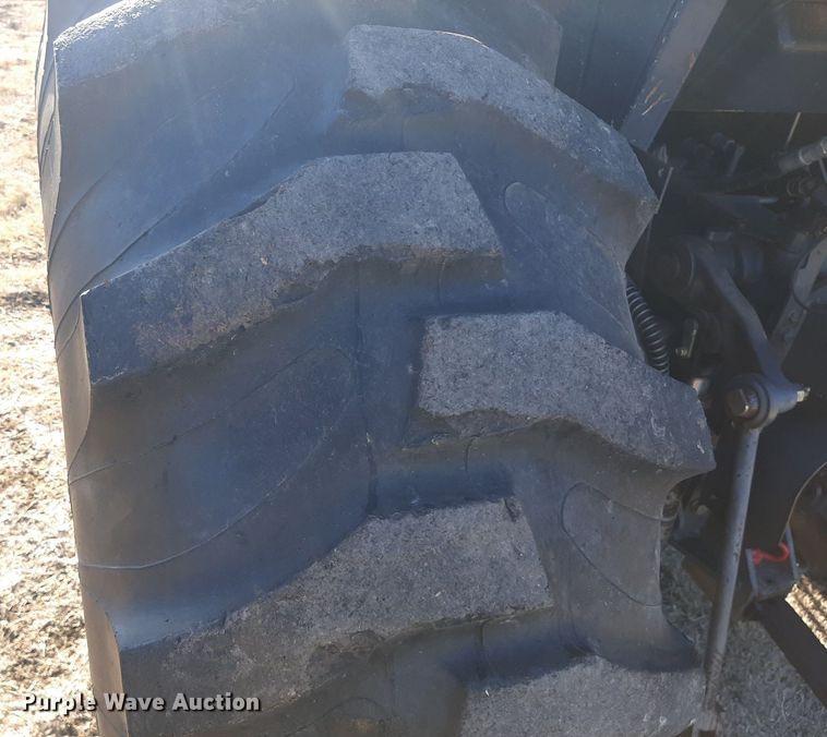 image for item LX9806 2011 Massey Ferguson 1648  tractor