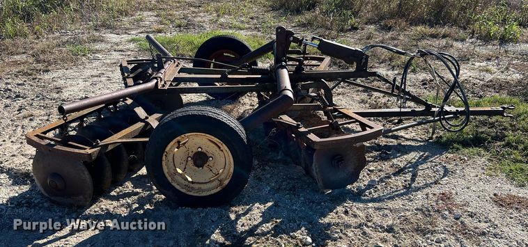 image for item MH9954 John Deere  double off-set disk