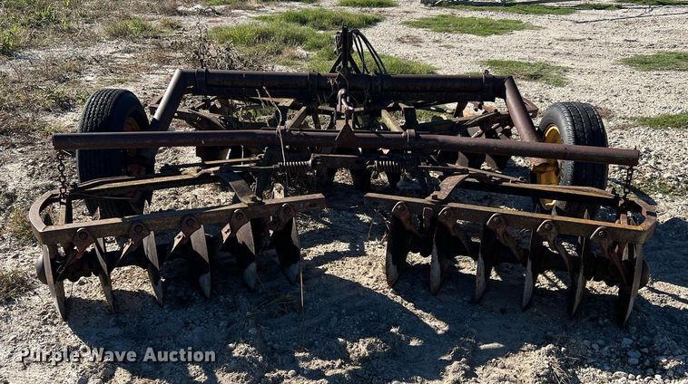 image for item MH9954 John Deere  double off-set disk