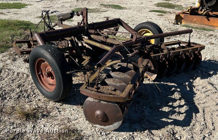 image for item MH9954 John Deere  double off-set disk