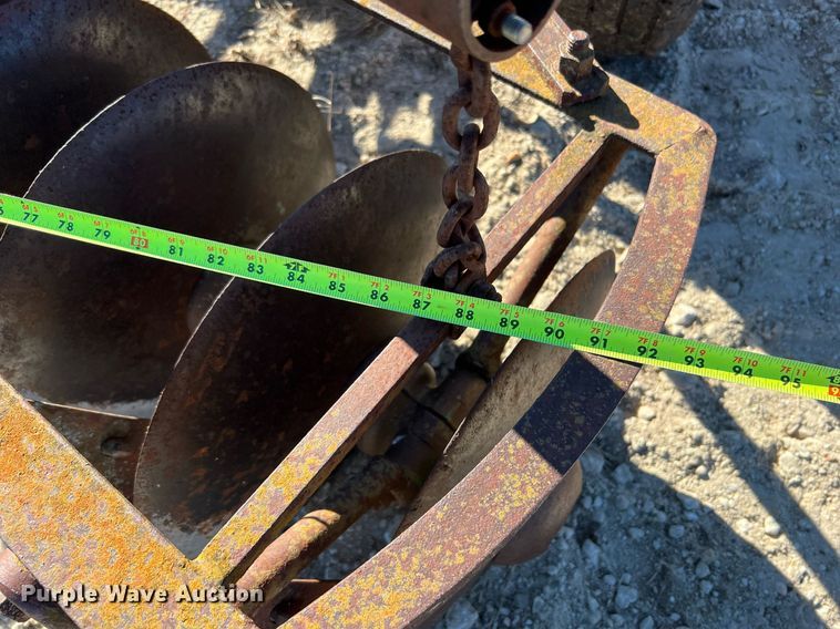 image for item MH9954 John Deere  double off-set disk