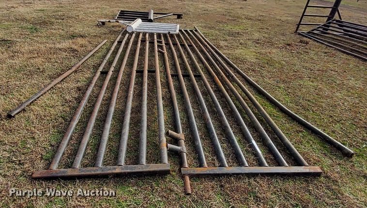 image for item MM9605 18' W cattle guard