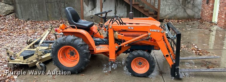 image for item NL9240 1983 Kubota B7200D  MFWD tractor