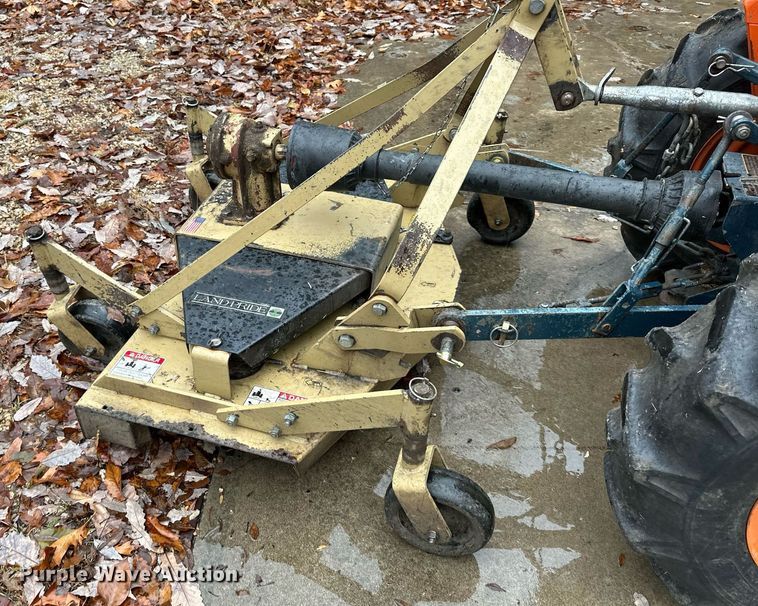 image for item NL9240 1983 Kubota B7200D  MFWD tractor