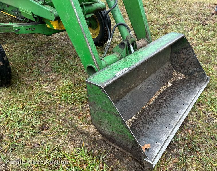 image for item NL9241 1969 John Deere 1520  tractor