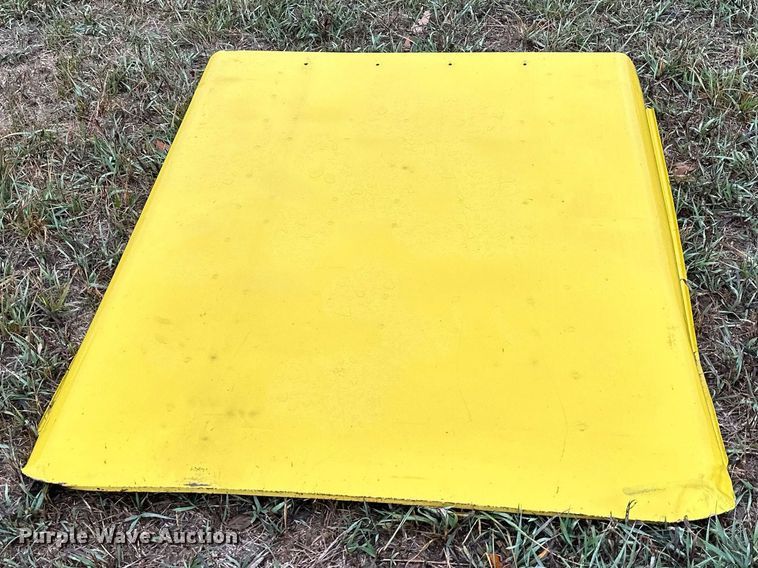 image for item NL9241 1969 John Deere 1520  tractor