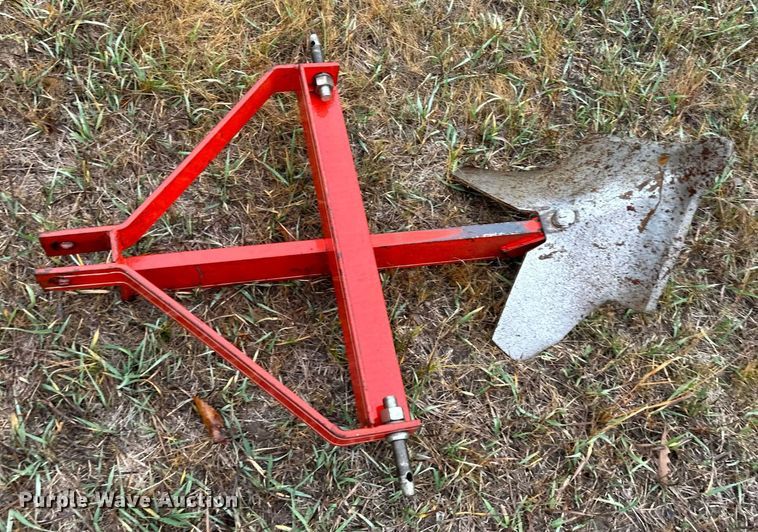 image for item NL9241 1969 John Deere 1520  tractor