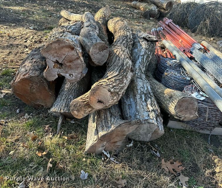 image for item NO9375 Fencing materials