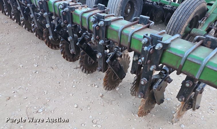 image for item NP9134 Great Plains CPH-209233  no-till grain drill