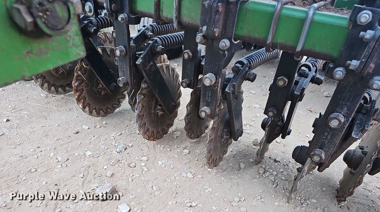 image for item NP9134 Great Plains CPH-209233  no-till grain drill