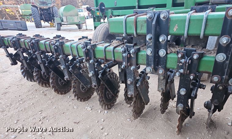 image for item NP9134 Great Plains CPH-209233  no-till grain drill