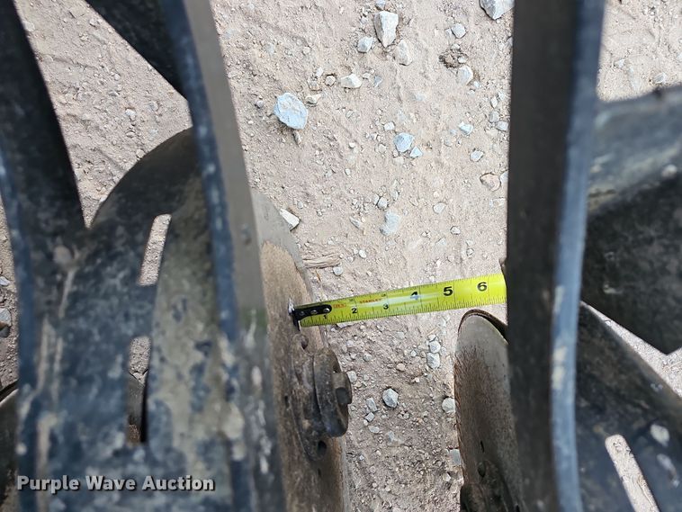 image for item NP9134 Great Plains CPH-209233  no-till grain drill