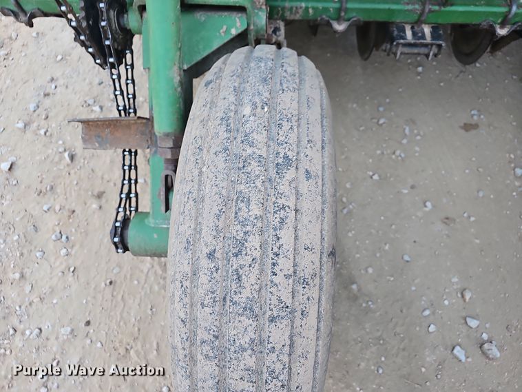 image for item NP9134 Great Plains CPH-209233  no-till grain drill