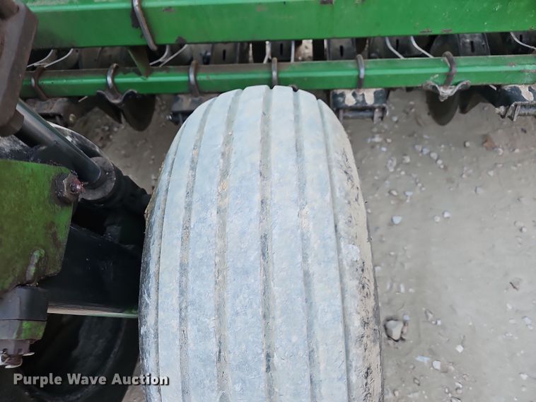 image for item NP9134 Great Plains CPH-209233  no-till grain drill