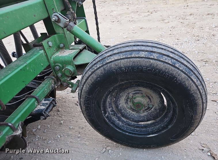 image for item NP9134 Great Plains CPH-209233  no-till grain drill