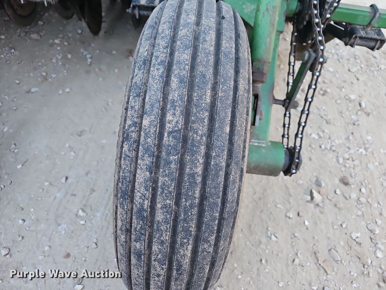 image for item NP9134 Great Plains CPH-209233  no-till grain drill