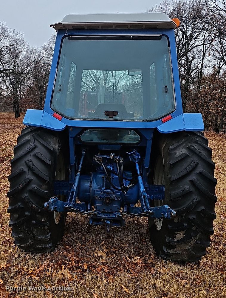 image for item NP9196 Ford 5600  tractor