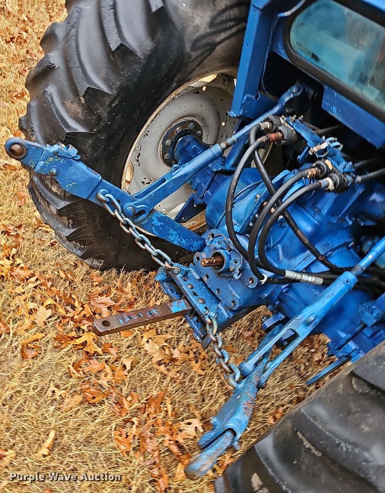 image for item NP9196 Ford 5600  tractor