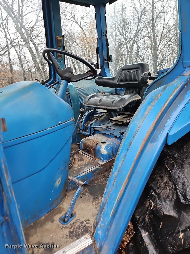 image for item NP9196 Ford 5600  tractor