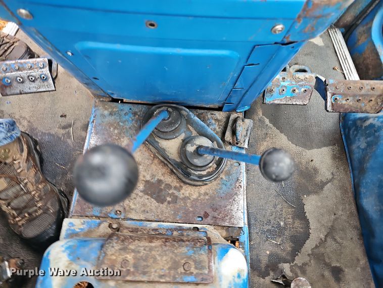 image for item NP9196 Ford 5600  tractor