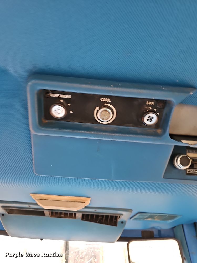 image for item NP9196 Ford 5600  tractor