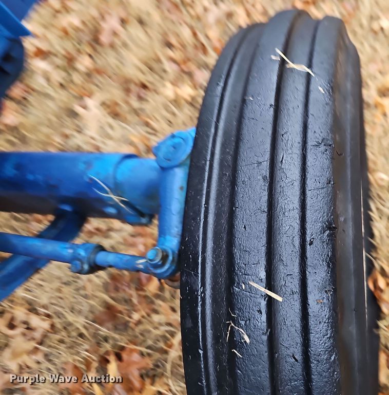 image for item NP9196 Ford 5600  tractor