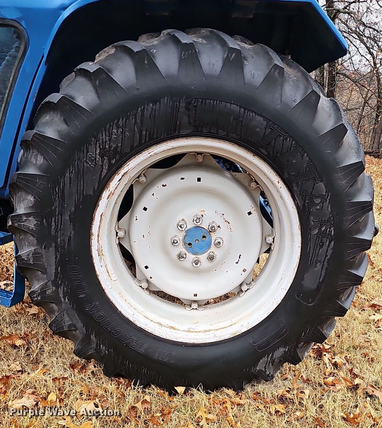 image for item NP9196 Ford 5600  tractor