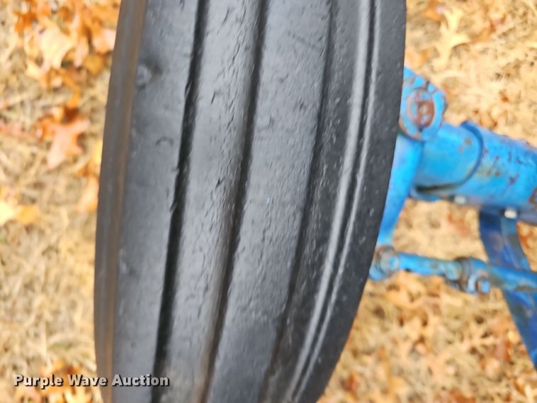 image for item NP9196 Ford 5600  tractor