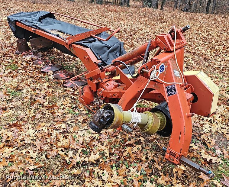 image for item NP9200 New Holland 617  disc mower