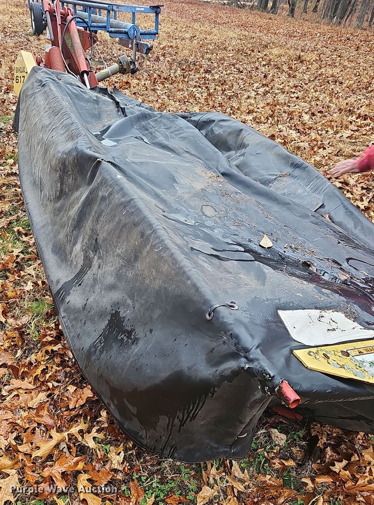 image for item NP9200 New Holland 617  disc mower