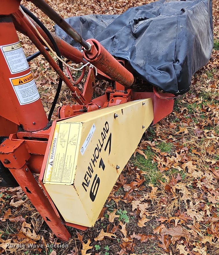 image for item NP9200 New Holland 617  disc mower