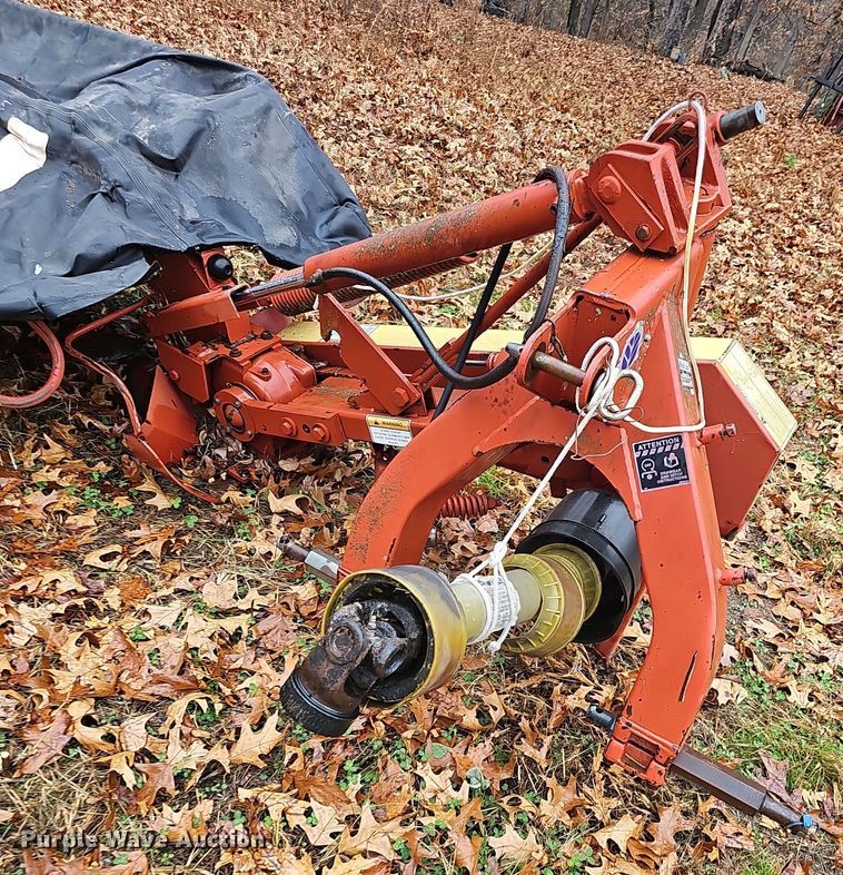 image for item NP9200 New Holland 617  disc mower