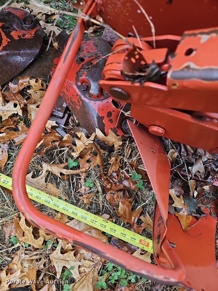 image for item NP9200 New Holland 617  disc mower