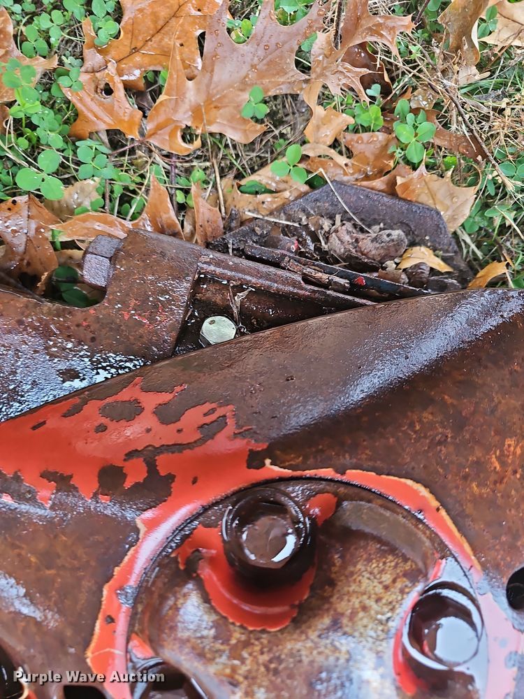 image for item NP9200 New Holland 617  disc mower