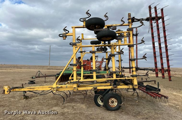 image for item NS9000 Landoll 1430  field cultivator