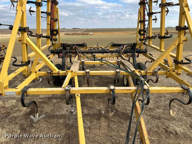 image for item NS9000 Landoll 1430  field cultivator