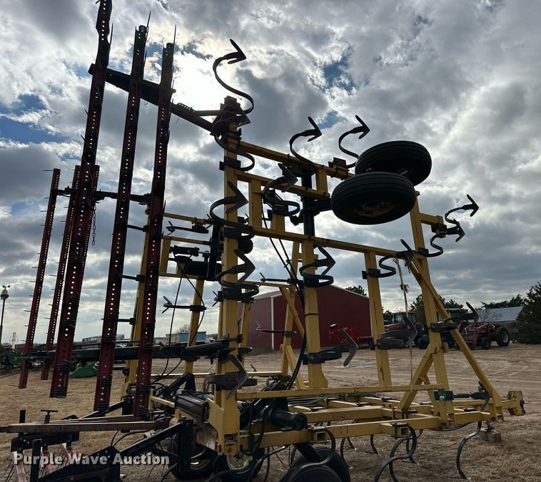 image for item NS9000 Landoll 1430  field cultivator