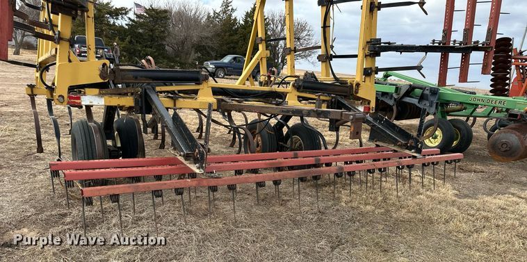 image for item NS9000 Landoll 1430  field cultivator