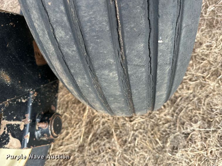 image for item NS9000 Landoll 1430  field cultivator