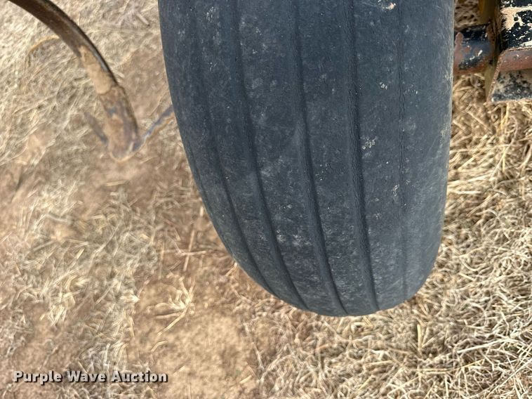 image for item NS9000 Landoll 1430  field cultivator