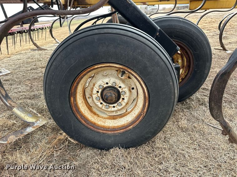 image for item NS9000 Landoll 1430  field cultivator