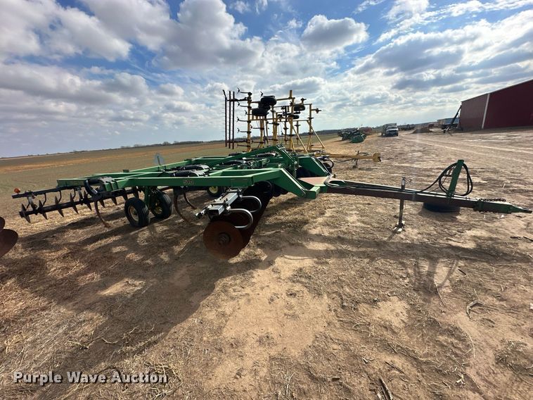 image for item NS9001 John Deere 510  disk ripper