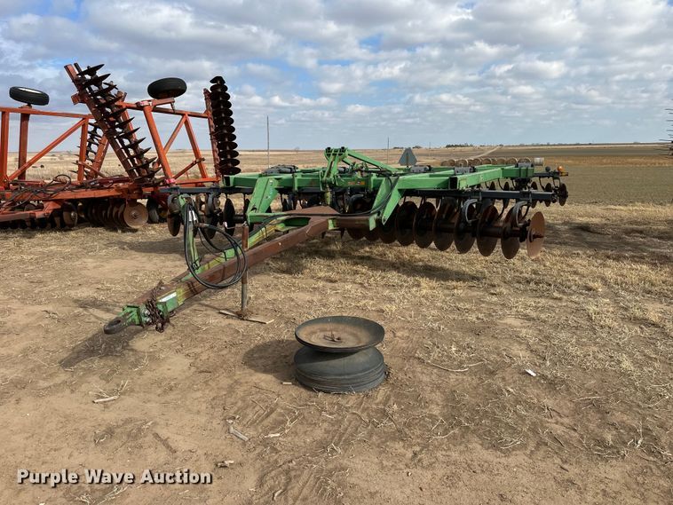 image for item NS9001 John Deere 510  disk ripper