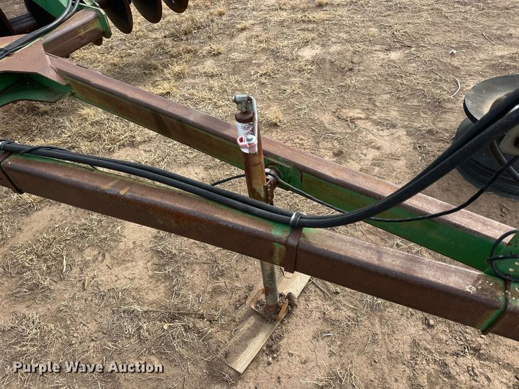 image for item NS9001 John Deere 510  disk ripper